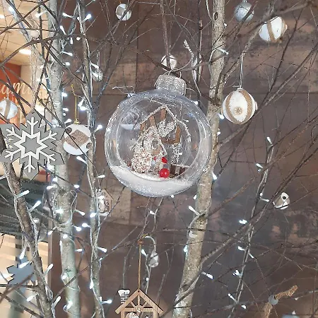 赫罗纳帕劳酒店 4* 桑特朱丽亚德拉米斯