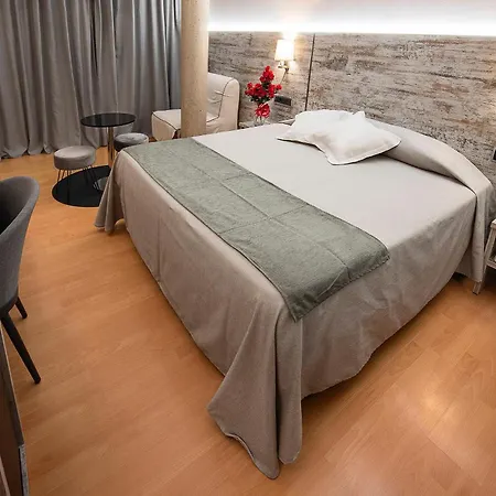 Palau De Girona Hotell Sant Julià De Ramis