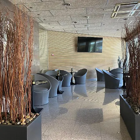 赫罗纳帕劳酒店 4* 桑特朱丽亚德拉米斯