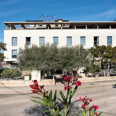 赫罗纳帕劳酒店 酒店