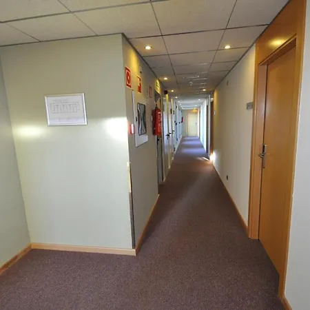 赫罗纳帕劳酒店 酒店 4*