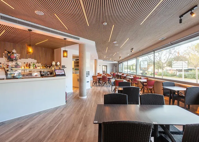 Hotel Palau De Girona 4*