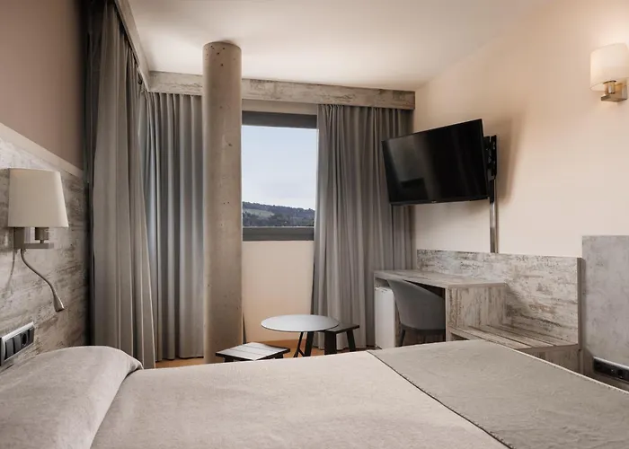 Palau De Girona 4*